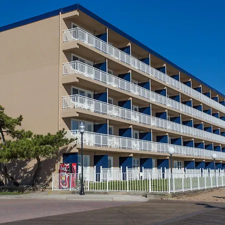 Dunes Manor Hotel