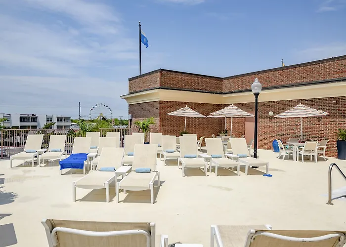 Hilton Garden Ocean Oceanfront 3*