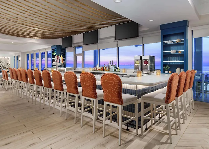 Hotel Hilton Garden Ocean Oceanfront 3*